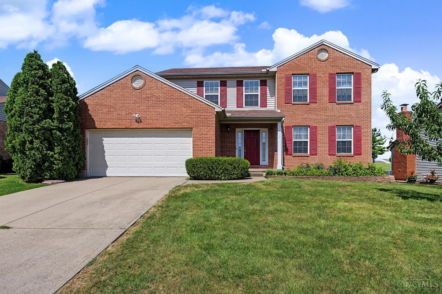 2082 Crest Road, Forest Park, OH 45240