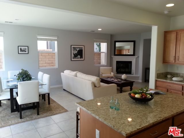 28755 CALLE PLATA