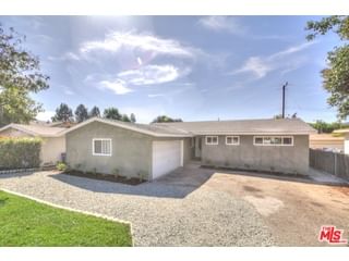 2767 HILLCREST DR