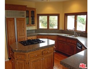 ALTARIDGE photo 8