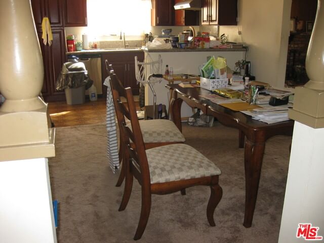HOLLY OAK photo 8
