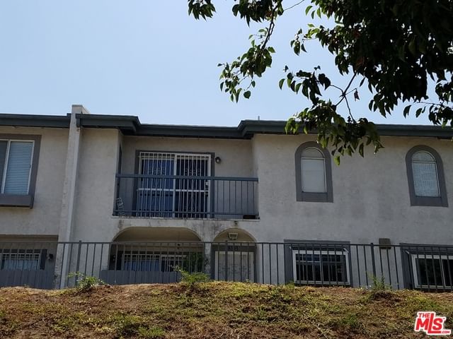 8103 LOREN LN