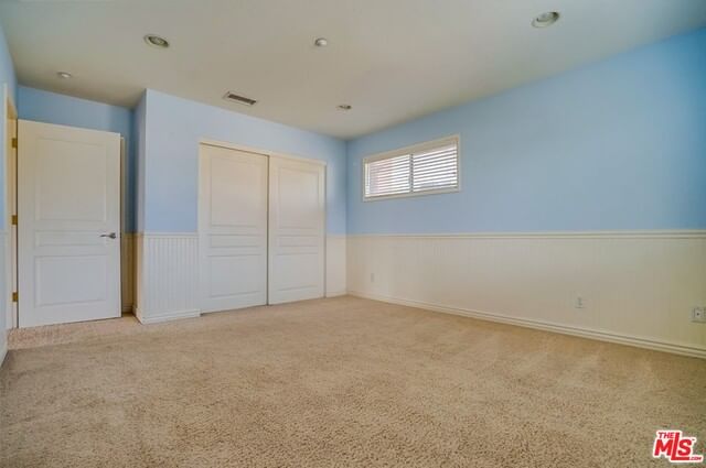 EDGECLIFF photo 22