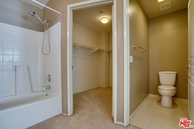 EDGECLIFF photo 32