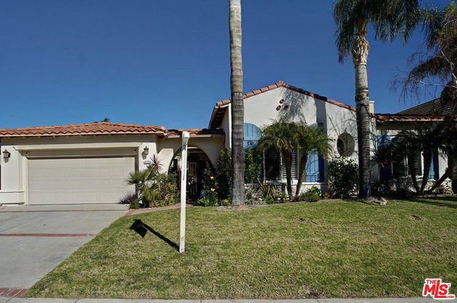 3220 BLUEBIRD CIR
