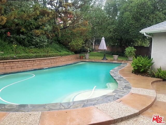 FULLBRIGHT photo 25