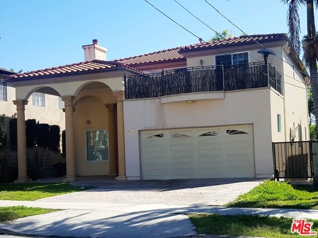 1020 PROVIDENCIA AVE