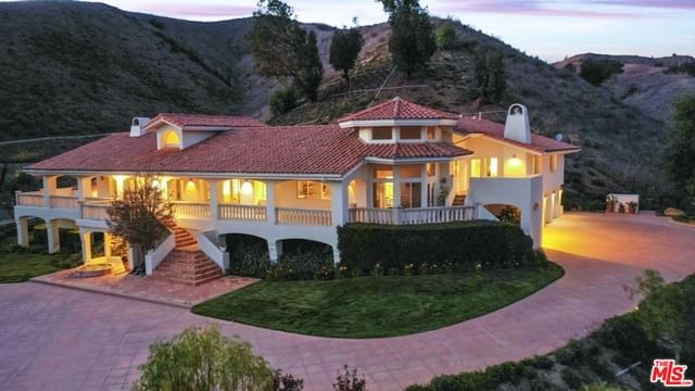 Mulholland photo 2