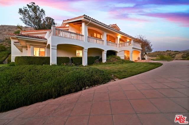 Mulholland photo 40