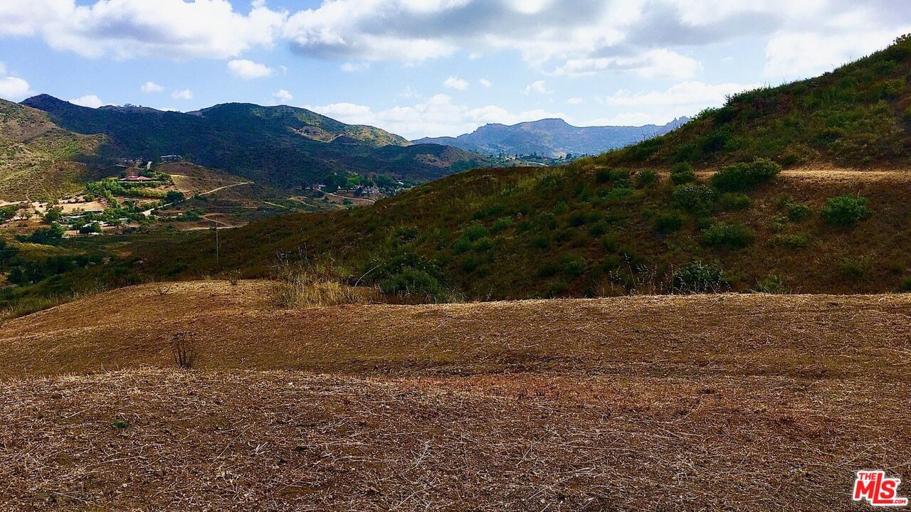Decker Canyon photo 9
