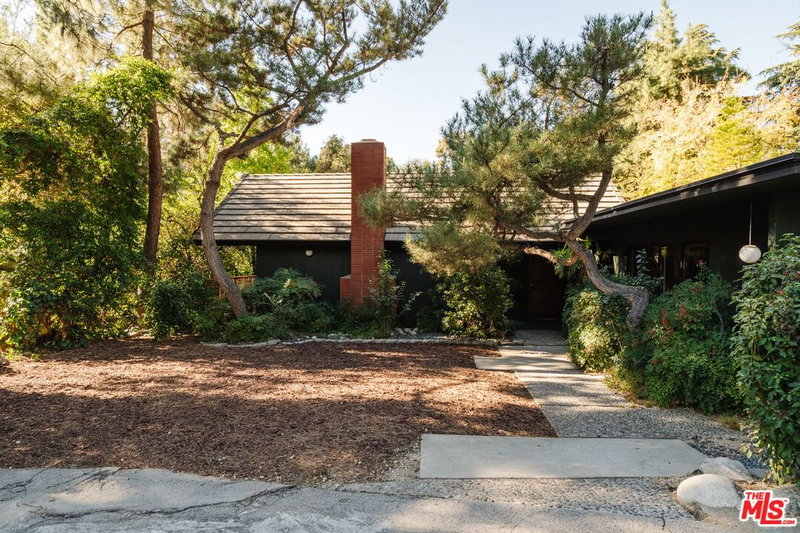 5457 La Forest Dr
