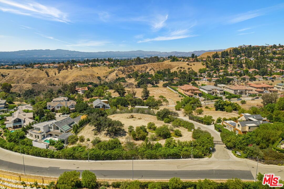 Knoll Hill photo 2