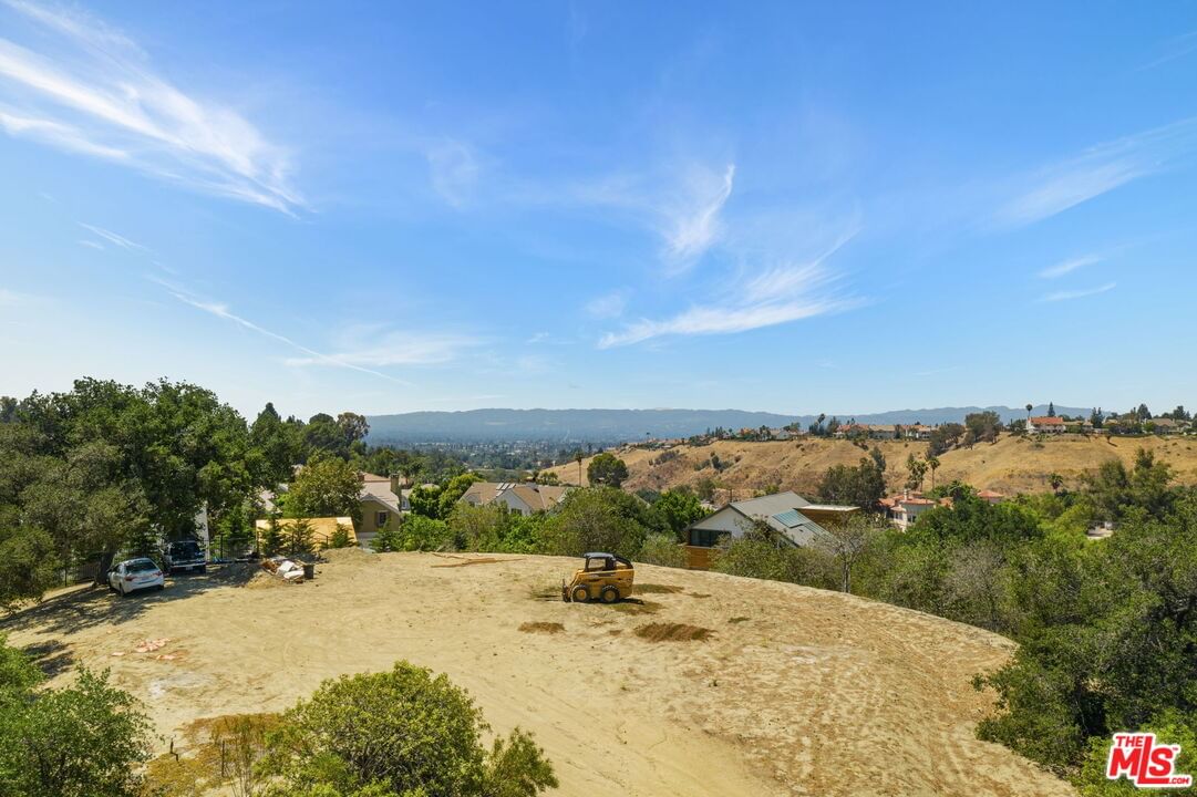 Knoll Hill photo 9
