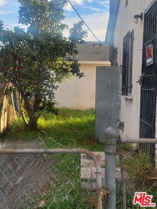 Towne photo 12