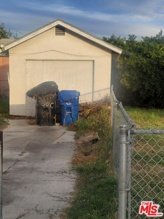 Towne photo 14