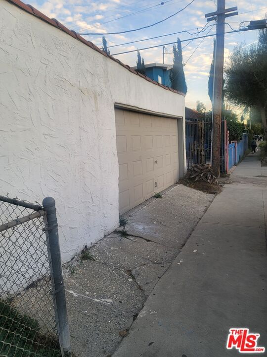 Towne photo 4