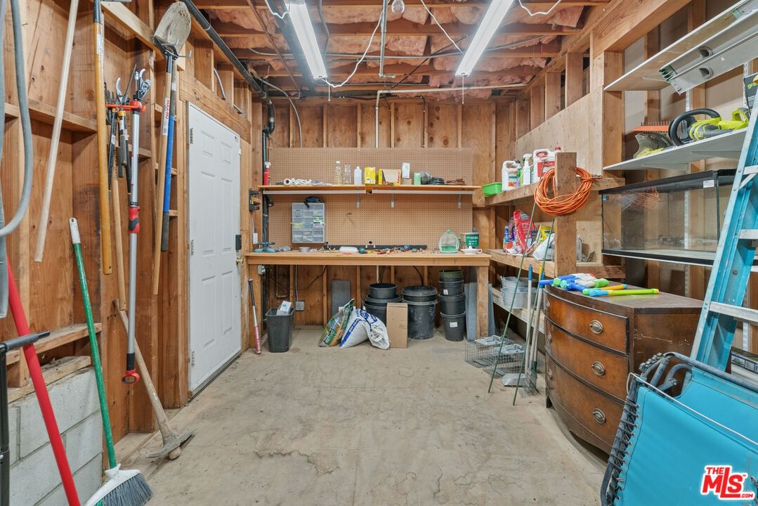 East photo 22