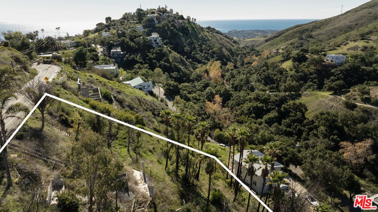 Latigo Canyon photo 4