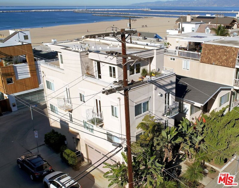 6521 Pacific Ave