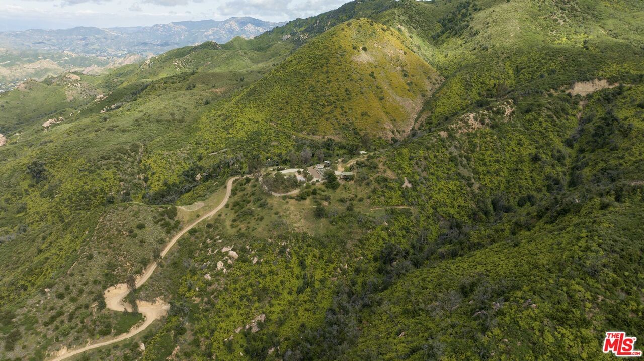 Mulholland photo 22