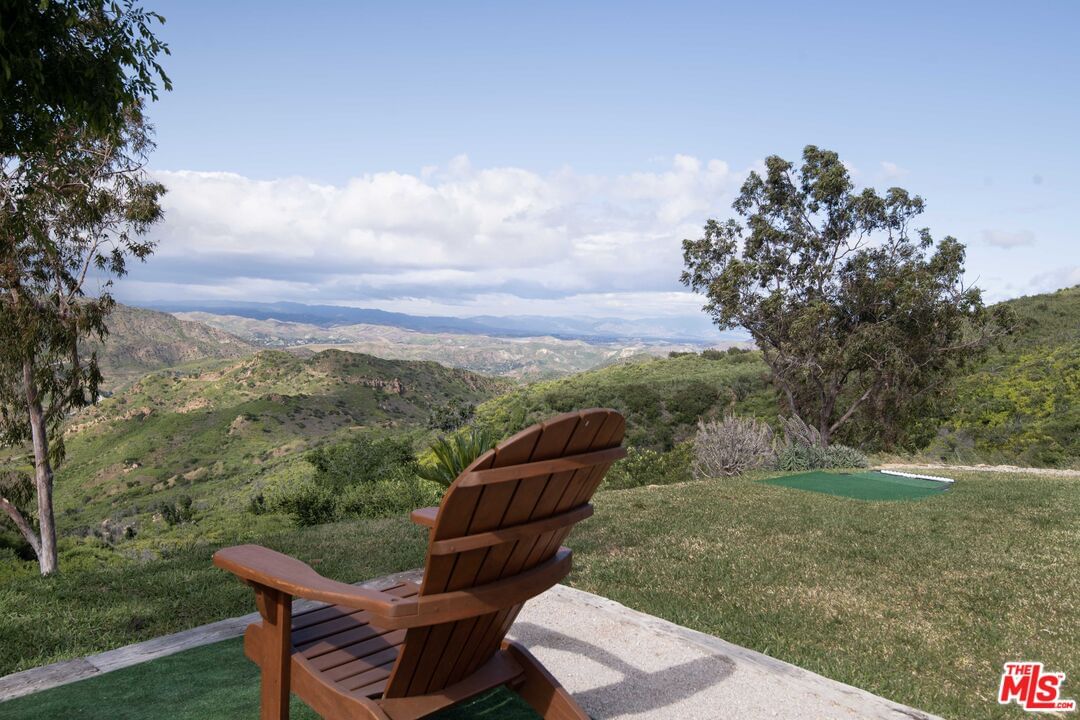 Mulholland photo 31