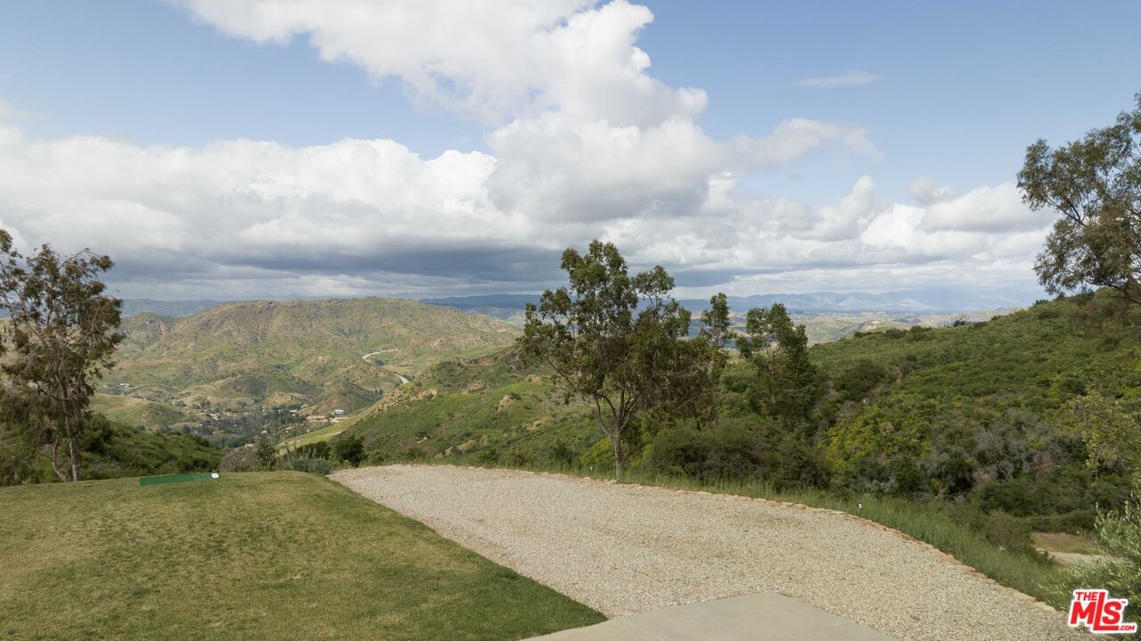 Mulholland photo 9