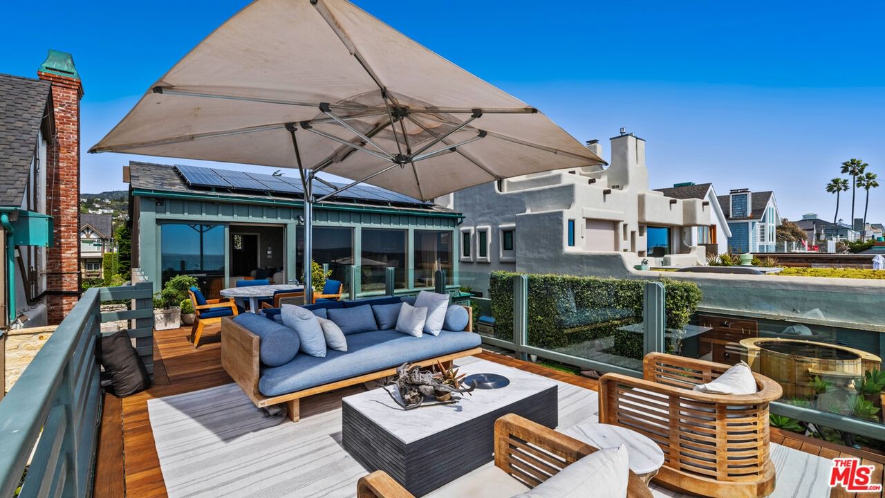 Malibu Colony photo 26
