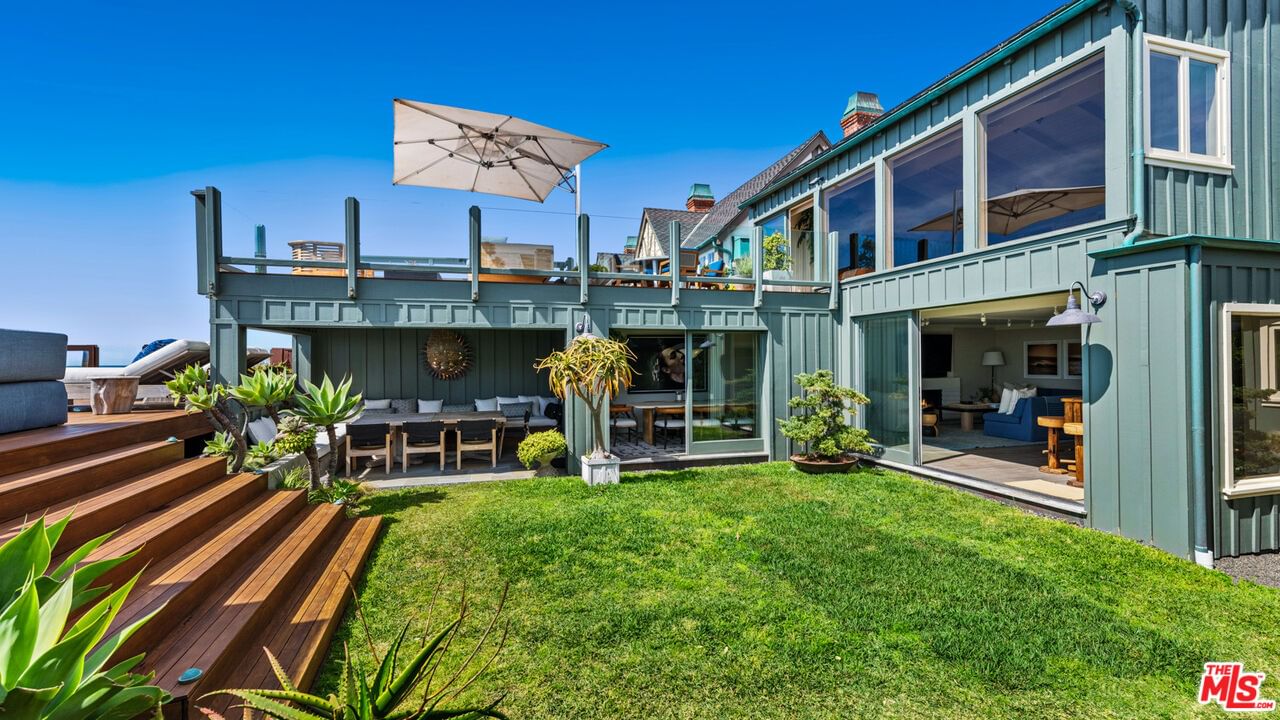 Malibu Colony photo 44