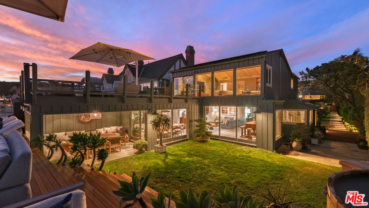 Malibu Colony photo 45