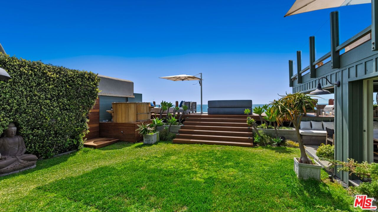 Malibu Colony photo 46