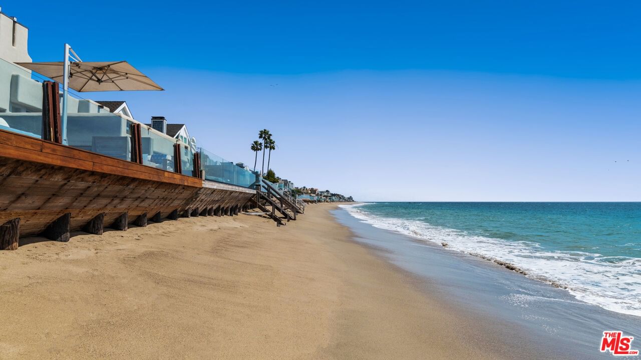 Malibu Colony photo 52