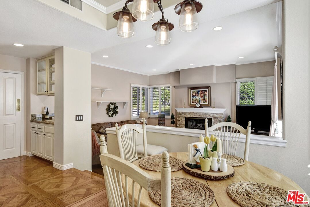 Hazelcrest photo 16