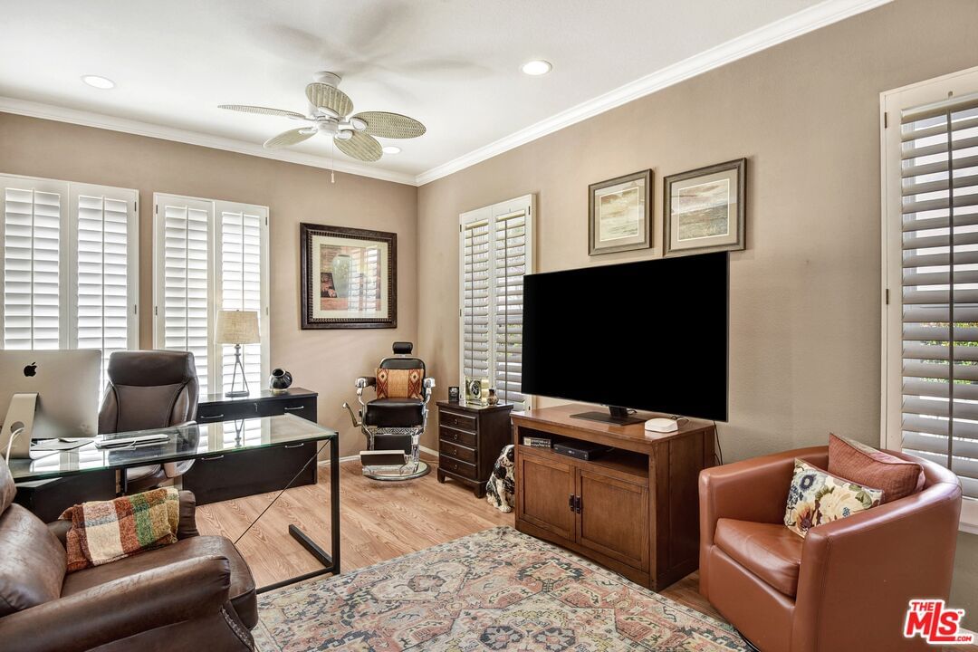 Hazelcrest photo 32