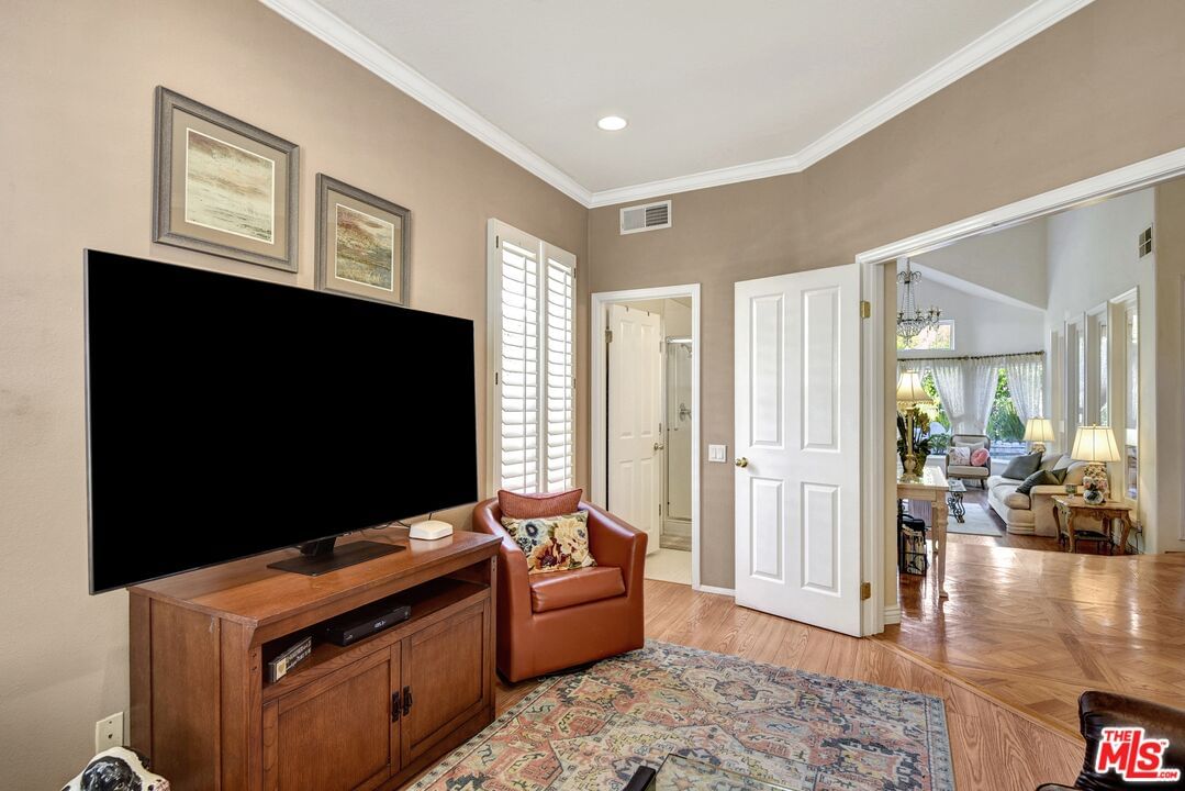 Hazelcrest photo 34