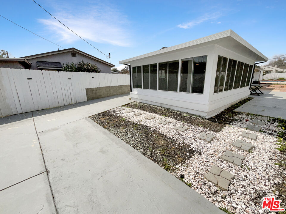 Deerfield photo 28