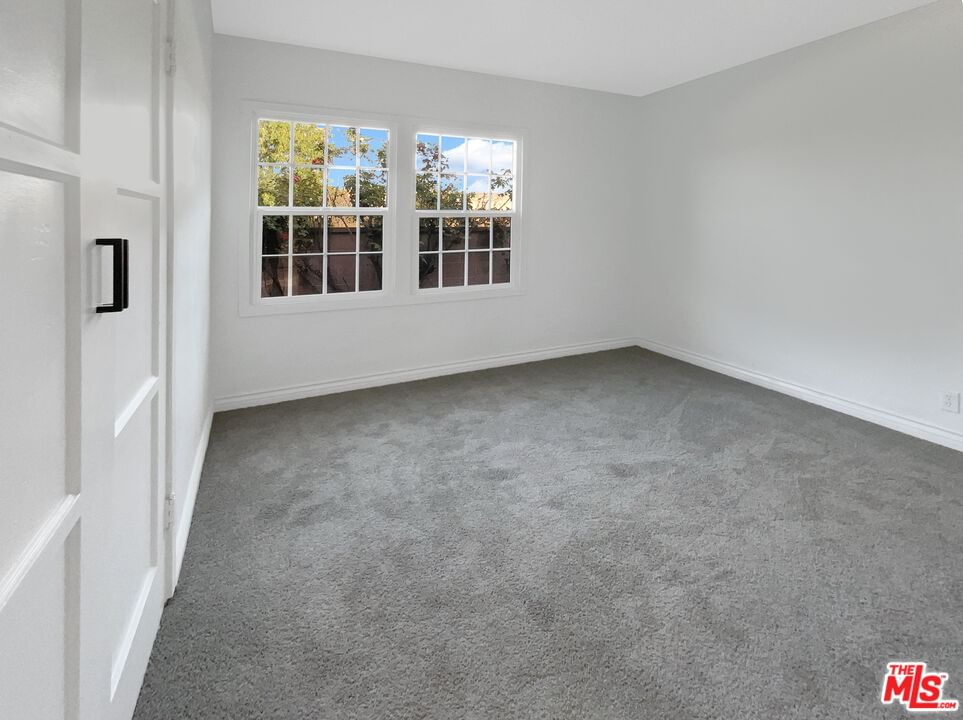 Harcourt photo 5