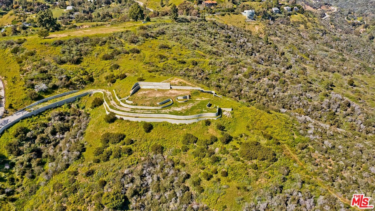 Sumac Ridge photo 8