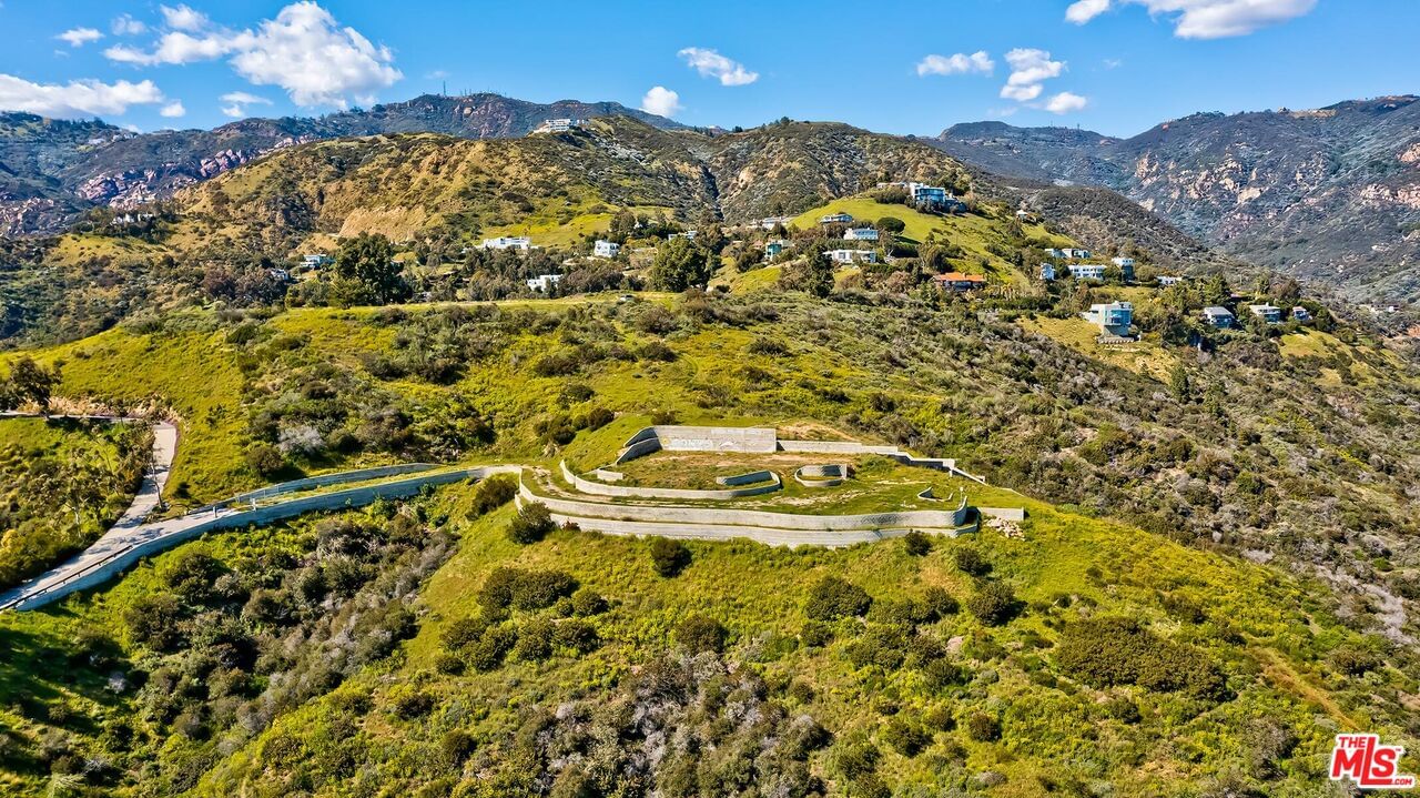 Sumac Ridge photo 9