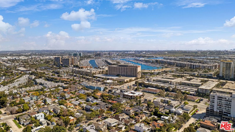 415 Sherman Canal