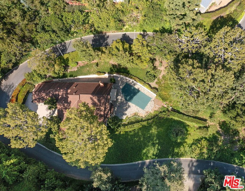 1116 Calle Vista Dr