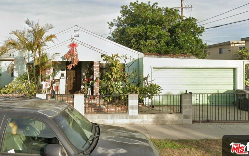 1130 Lewis Ave