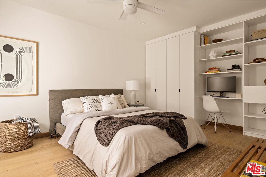 Melvin photo 33