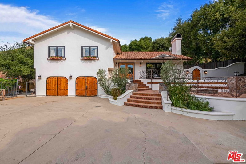 2437 Stokes Canyon Rd