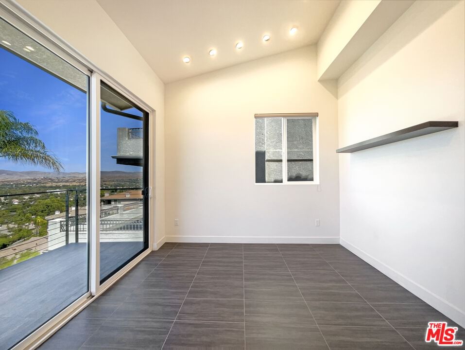 Terrace View photo 14