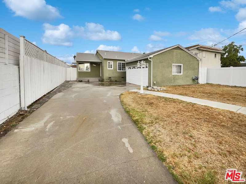7607 Ben Ave
