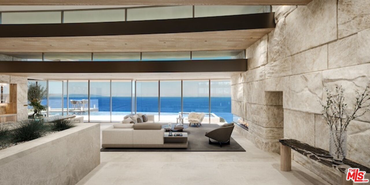 Carbon Beach photo 12