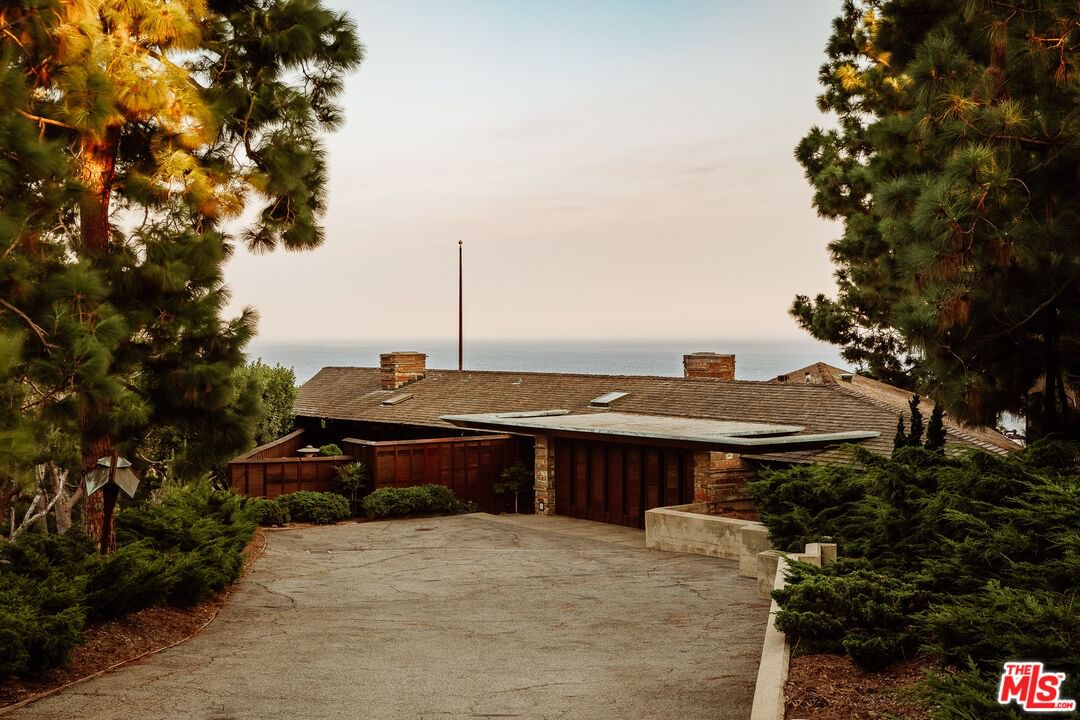 Sea Cove photo 13