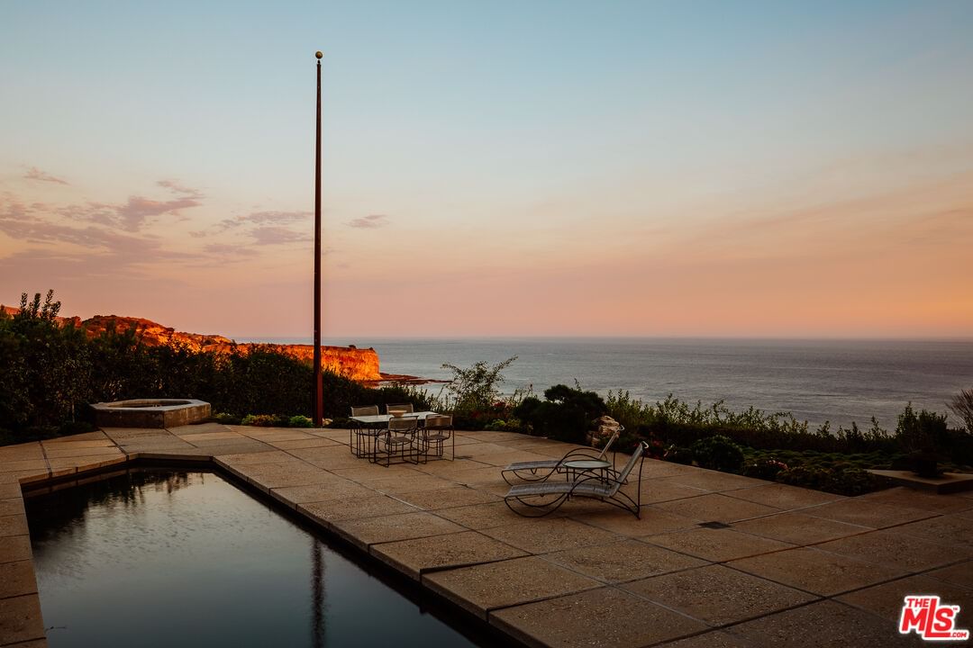 Sea Cove photo 43