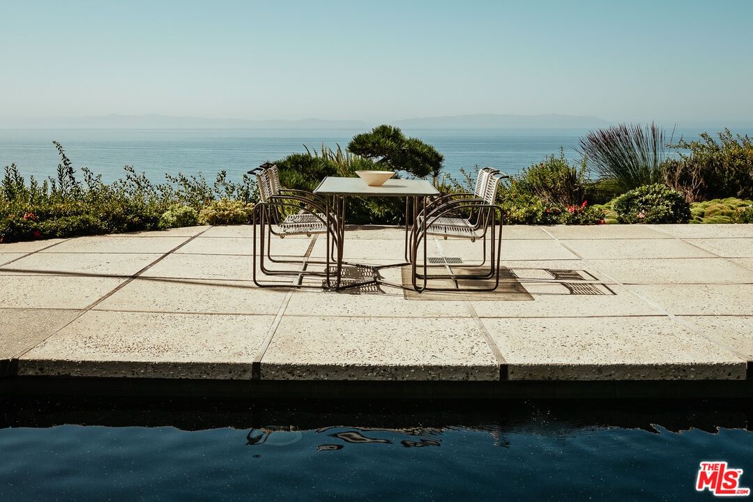 Sea Cove photo 6