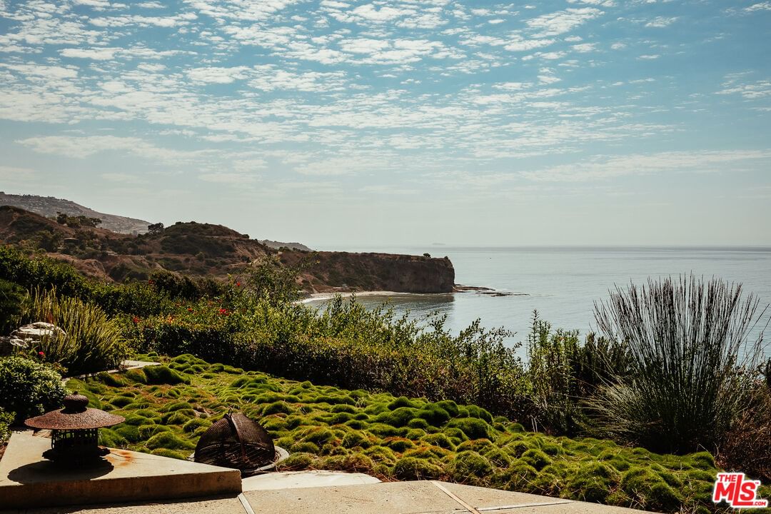 Sea Cove photo 9